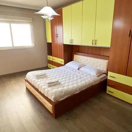 Azure Dream Durrës