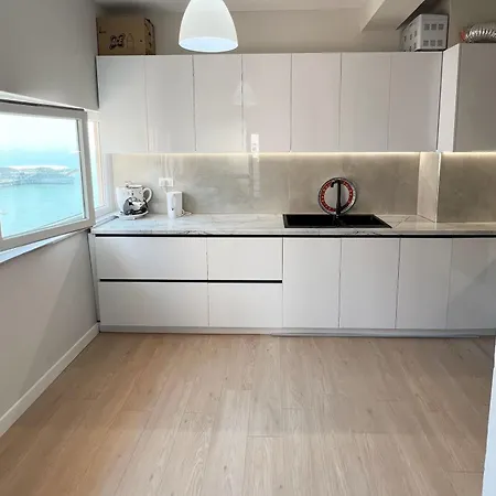 Azure Dream Durrës