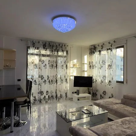 Azure Dream Durrës